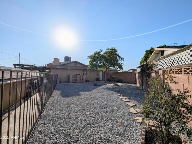 4019 W SAN MIGUEL AVE