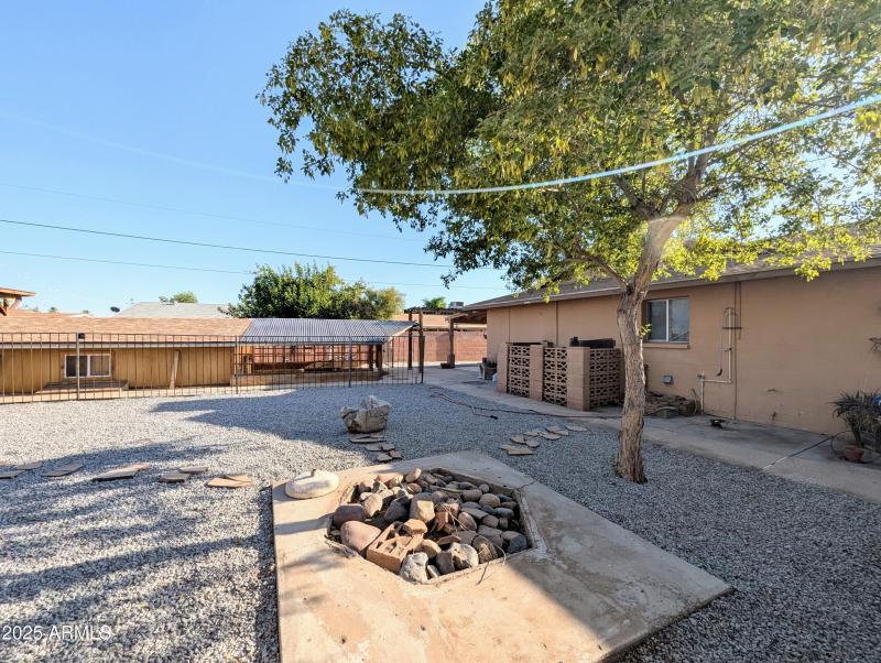 4019 W SAN MIGUEL AVE