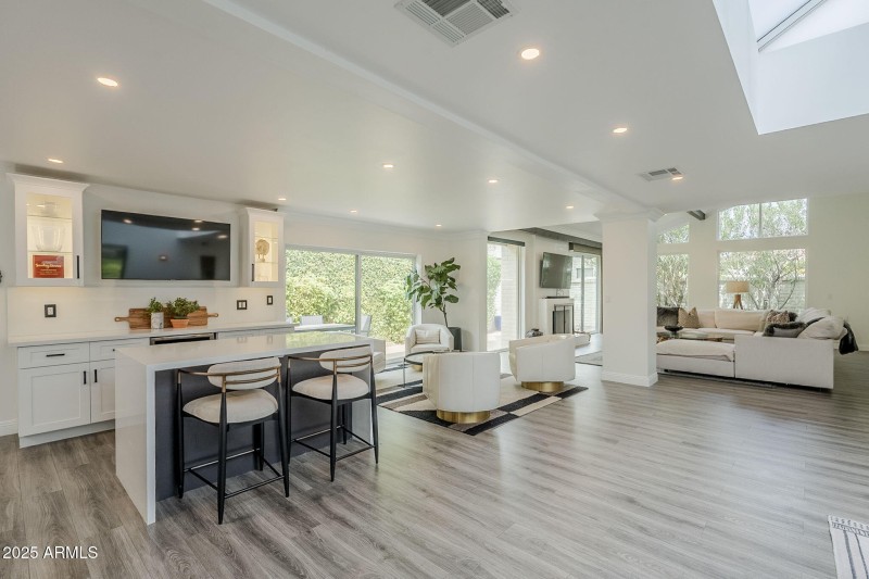 Kitchen/Living