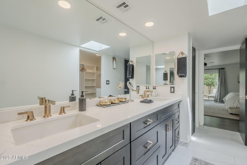 1 Primary Bath