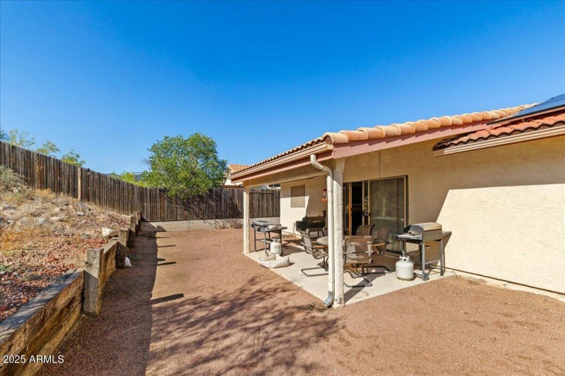 25-Backyard