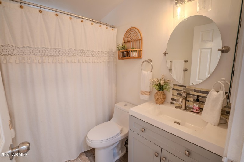 GUEST BATH