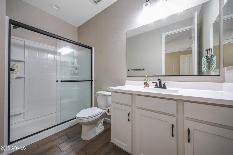 En suite bath