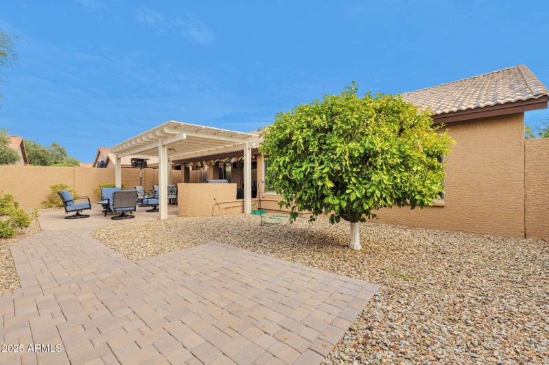 28-web-or-mls-QP - 7609