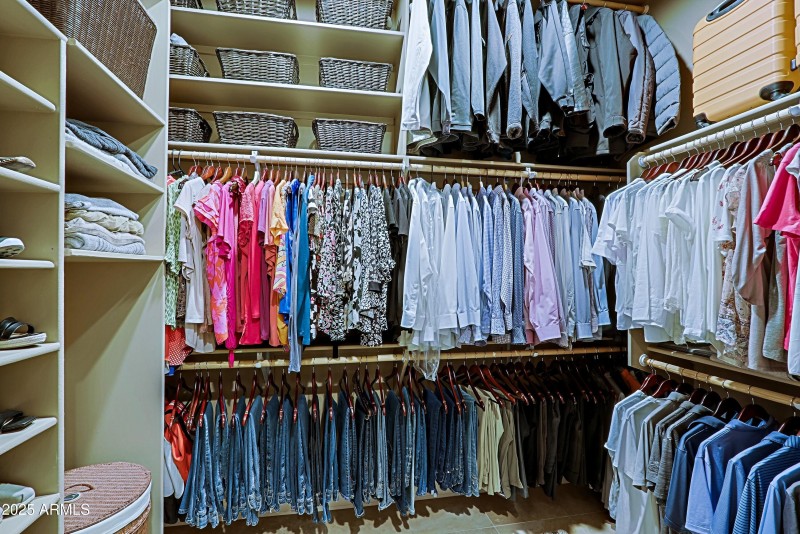 Master Closet 2