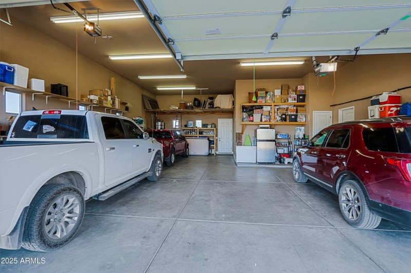 Garage 2