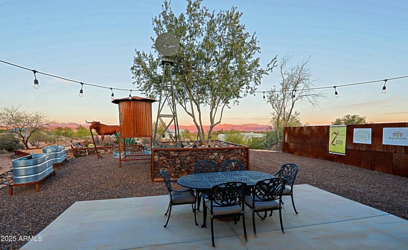 Backyard 24