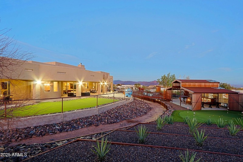 Backyard 32