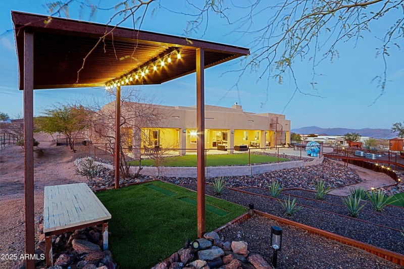 Backyard 33