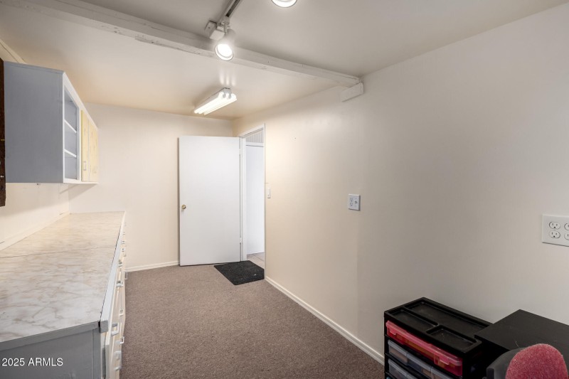 25 Oakmont