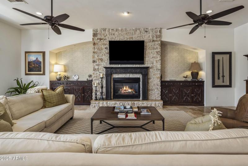 019_Living Room 2