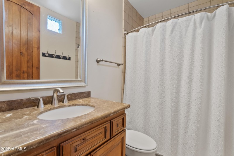En-suite bathroom