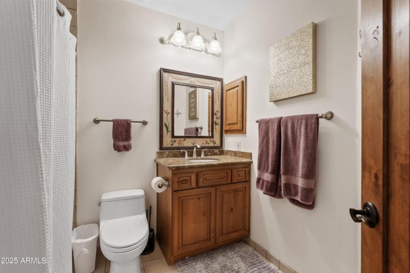 En-suite bathroom