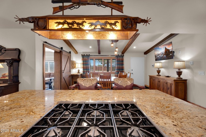 20-web-or-mls-7th Ave-24