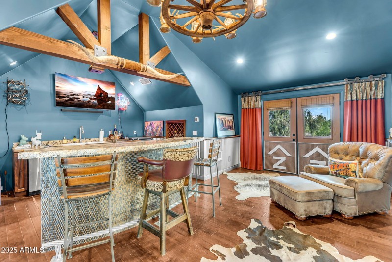 31-web-or-mls-7th Ave-46