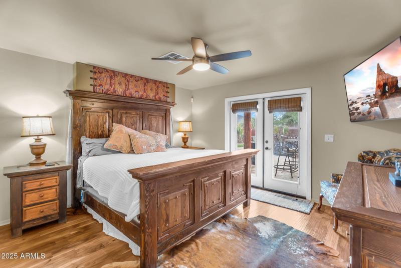 37-web-or-mls-7th Ave-27