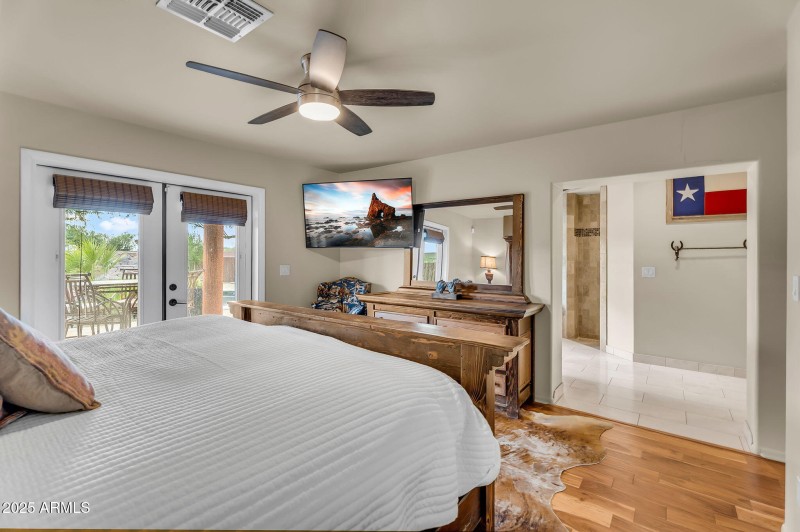 38-web-or-mls-7th Ave-28