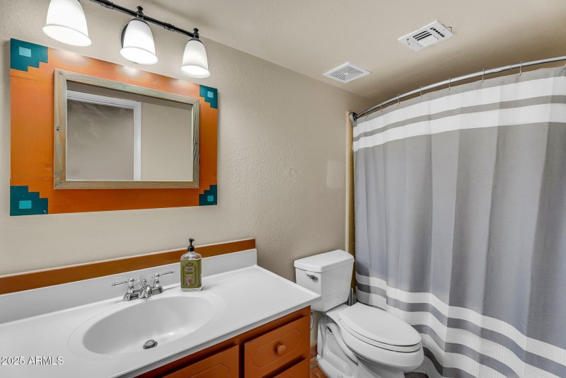 55-web-or-mls-7th Ave-39