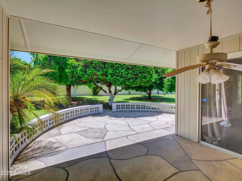 47-10825 W Caron Dr-43