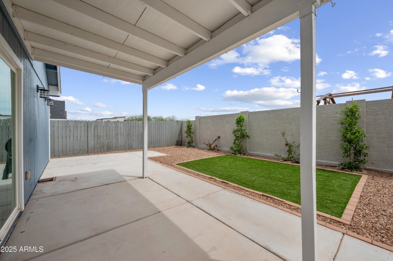 Low maintenance turf