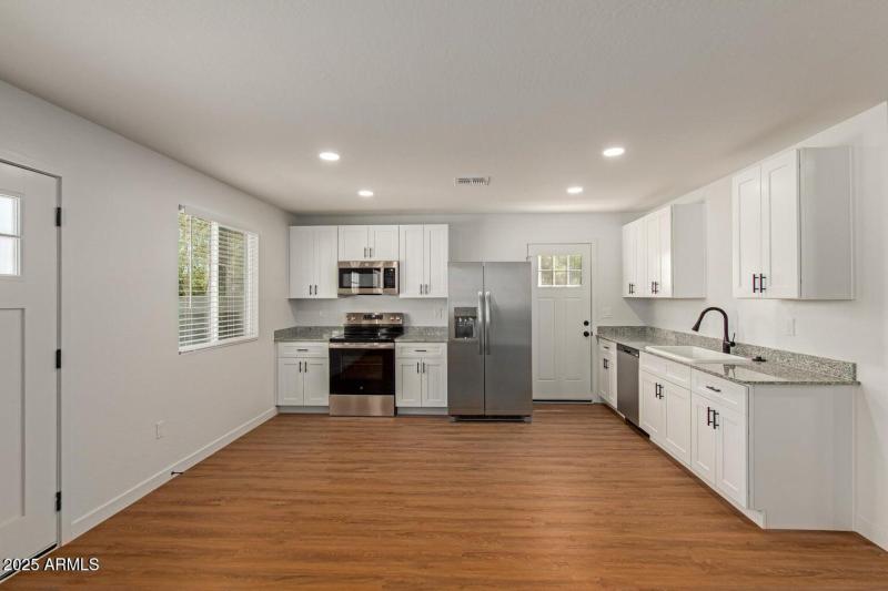 20250804023842805667000000-o