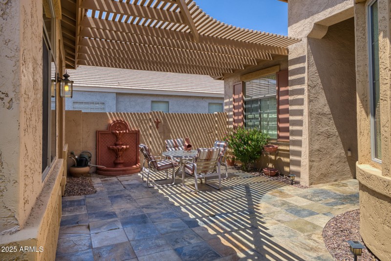 Shaded Front Courtyard Retreat