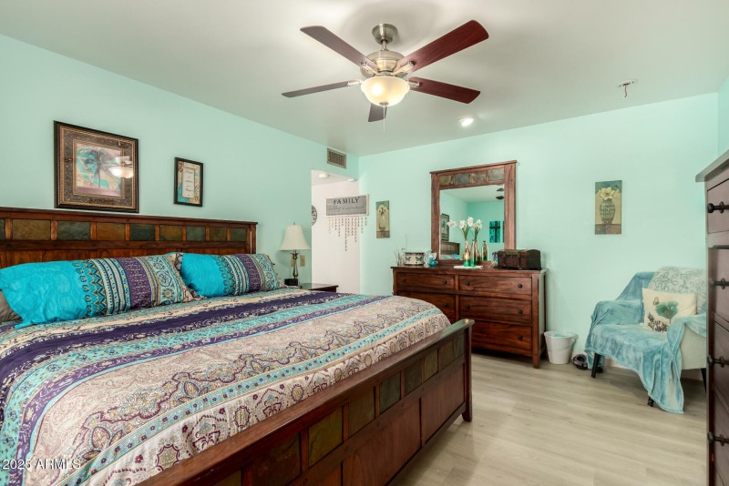 21 - Meadow Park 16849