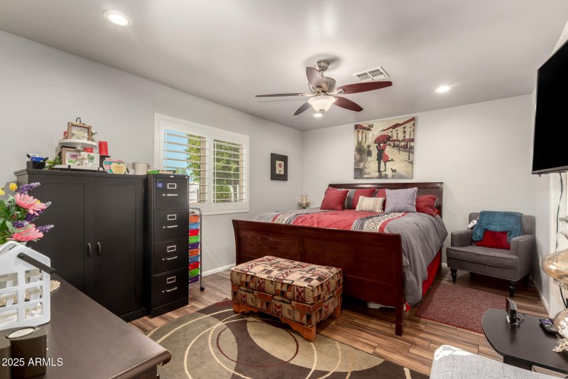 27 - Meadow Park 16849