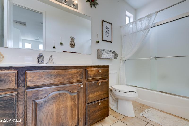 Guest Bathroom 2