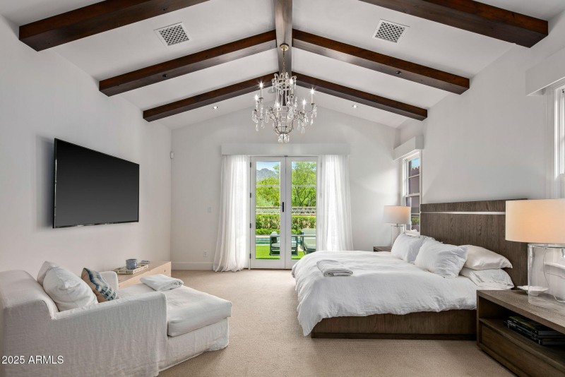 20-web-or-mls-Primary Ensuite