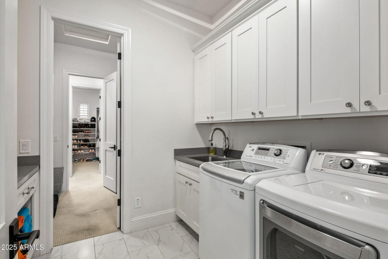 39-web-or-mls-Laundry
