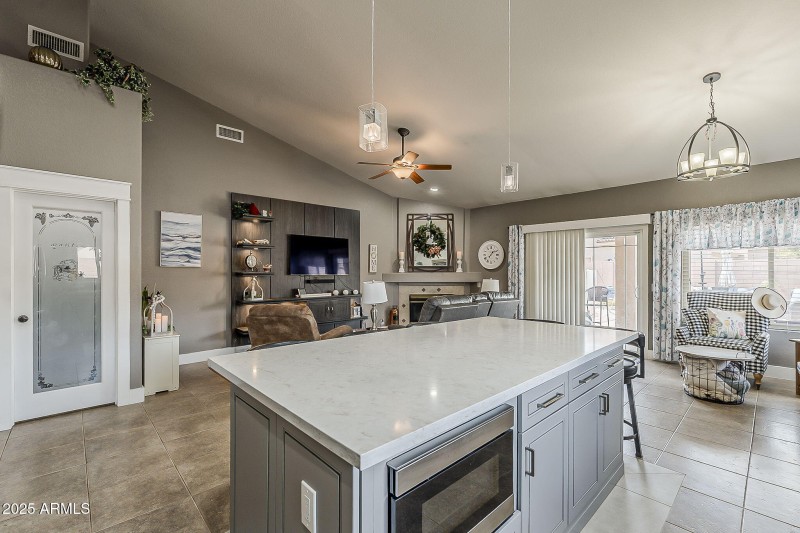 25-web-or-mls-25th Pl-25