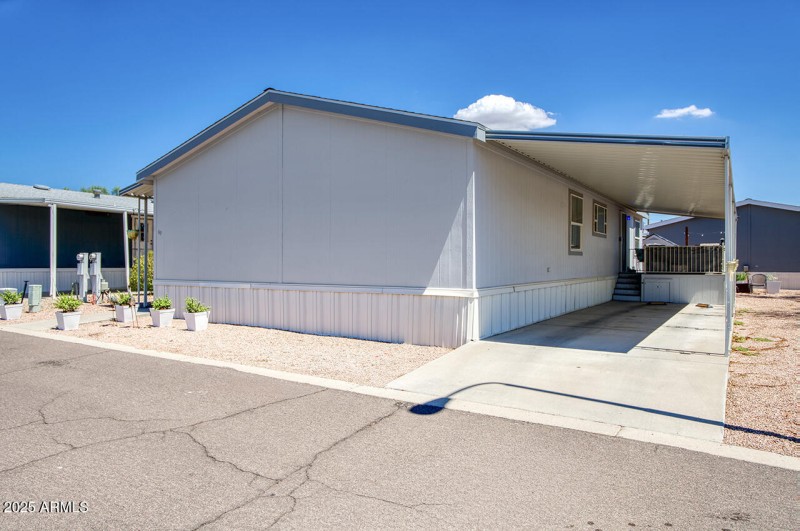 Carport