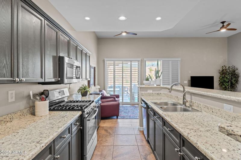 Kitchen (3)