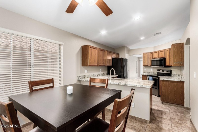 Spacious kitchen