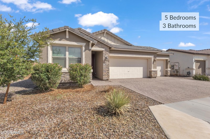 5 Bedrooms - 3 Bathrooms
