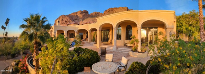 Camelback Mtn • 1-Level Home