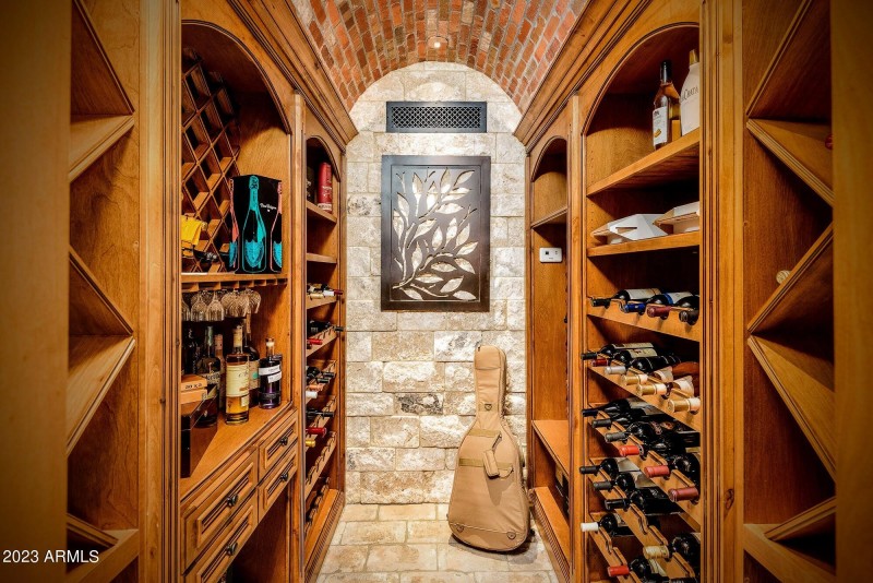 Camelback Mtn • 1-Level Home
