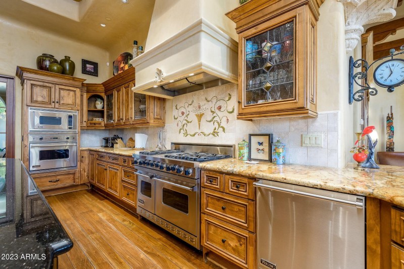 Camelback Mtn • 1-Level Home