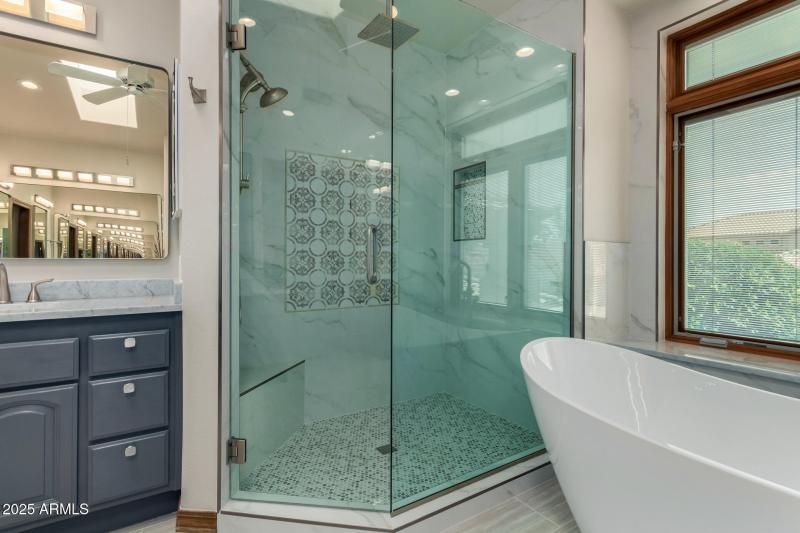 Master Bathroom - 2nd Level