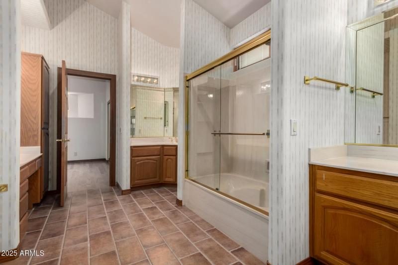 Jack & Jill Bathroom