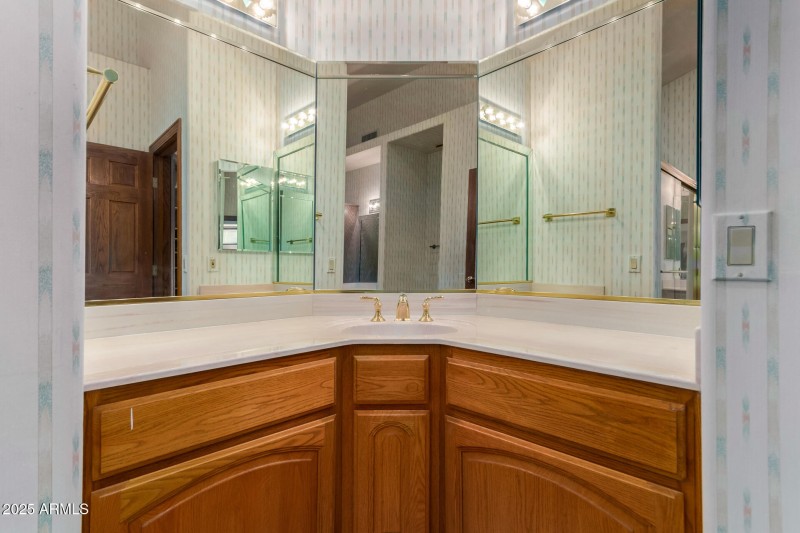 Jack & Jill Bathroom