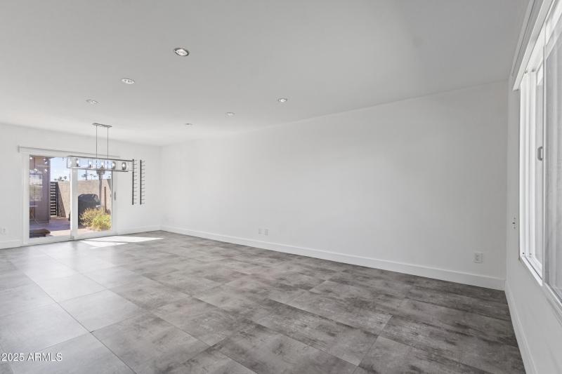 Living / dining room