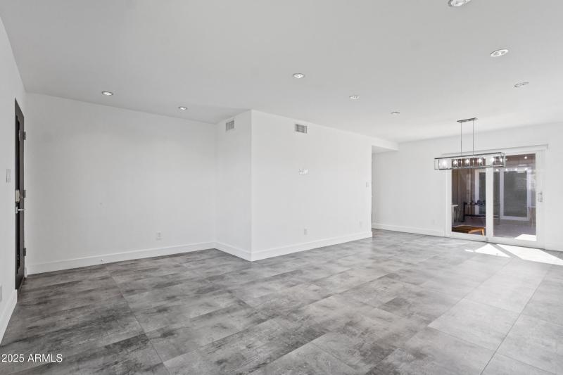 Living / Dining room