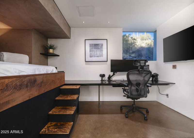 Hidden Valley Desert House