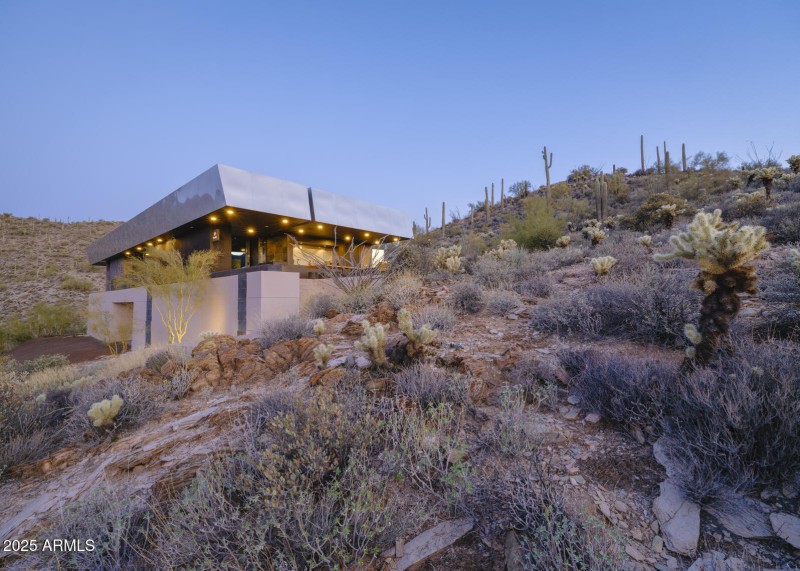 Hidden Valley Desert House