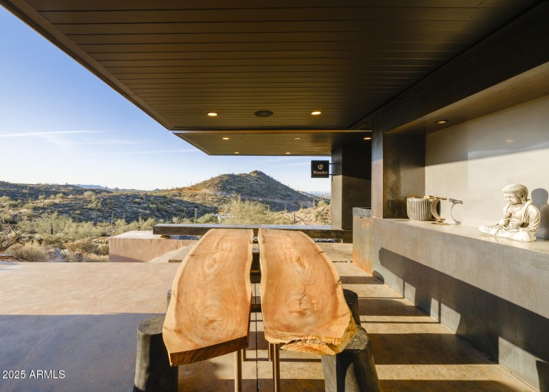 Hidden Valley Desert House