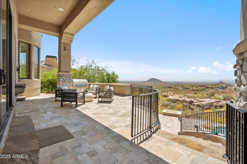 Outdoor Sitting Area