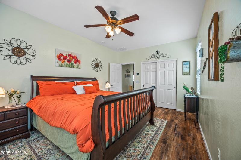 42774EDarterDrive-32