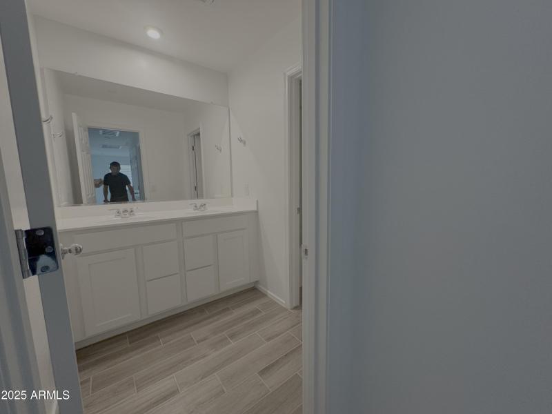 2nd Bathroom